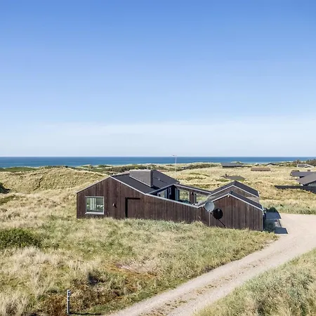 Holiday home Carit Lokken